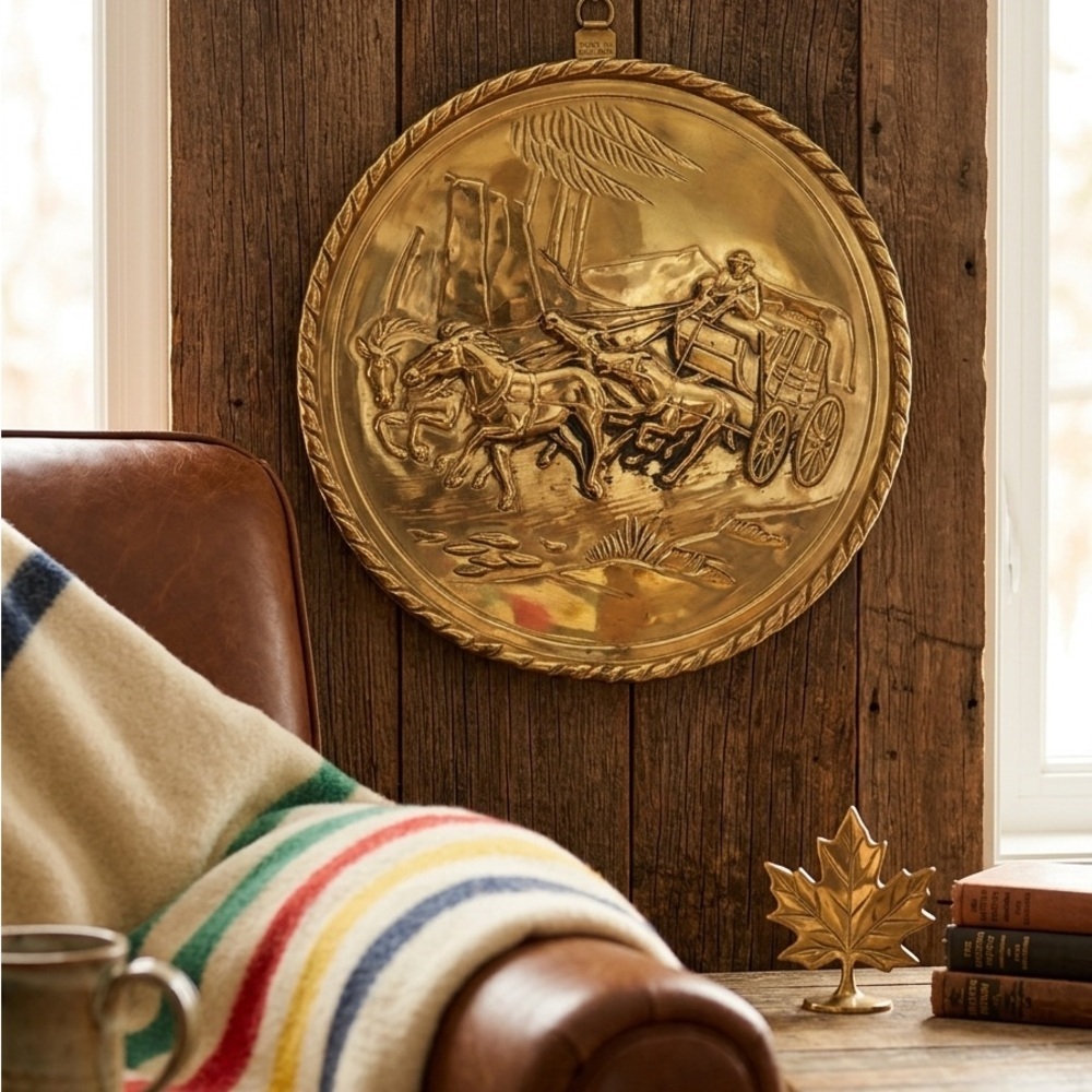 Peerage England Embossed Brass Wall Hanging Plate Stagecoach Horses